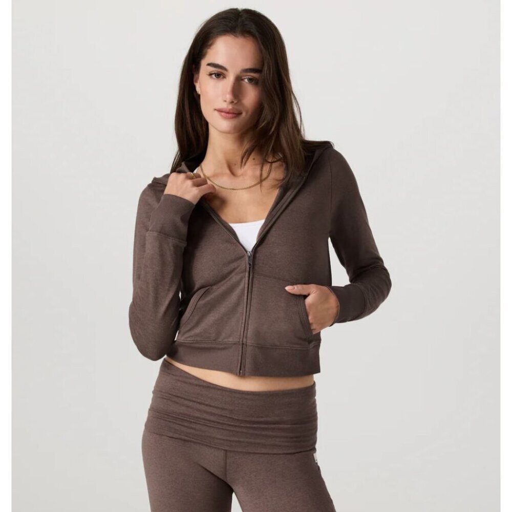 Vuori Halo Mini Full Zip Hoodie in Chocolate Milk Heather Size XL